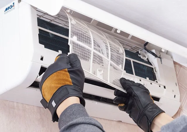 vệ sinh m&aacute;y lạnh tại thủ đức